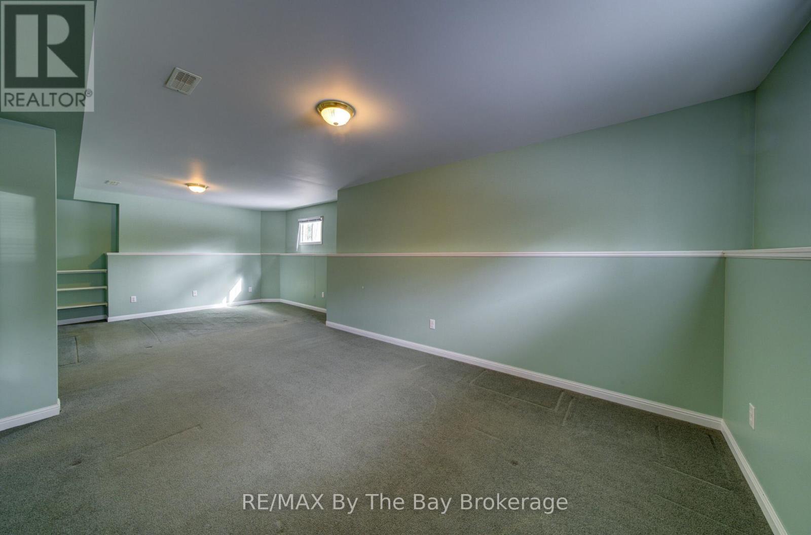 26 Brouwer Crescent, Wasaga Beach, Ontario  L9Z 1L8 - Photo 25 - S12895220