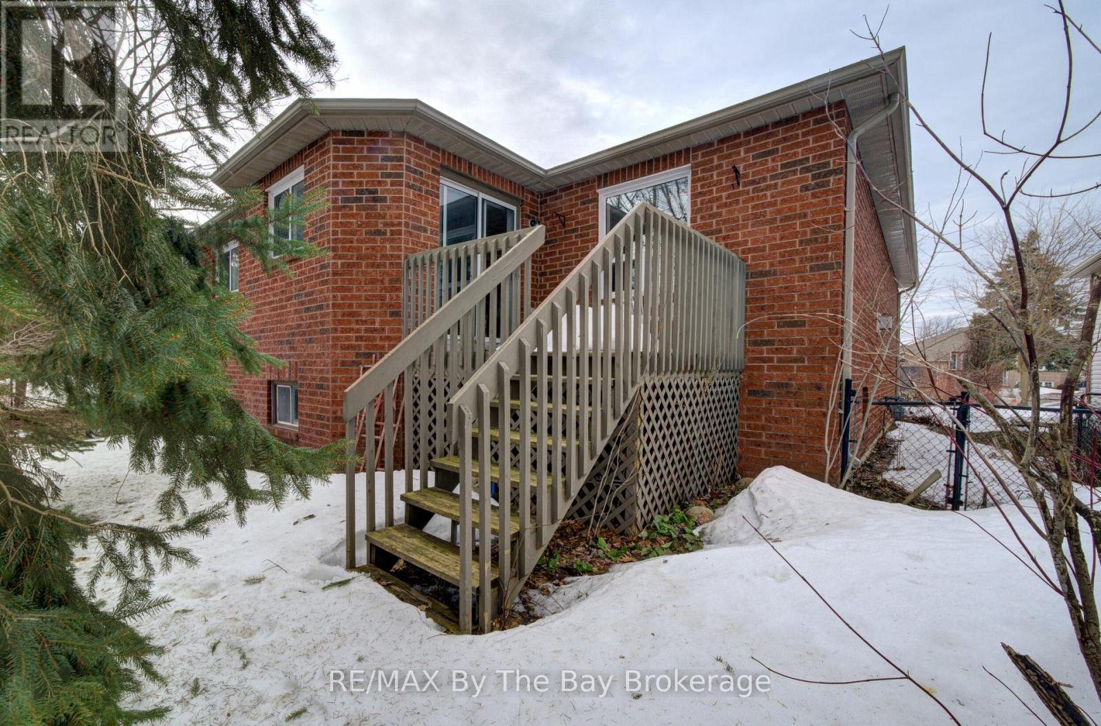26 Brouwer Crescent, Wasaga Beach, Ontario  L9Z 1L8 - Photo 31 - S12895220