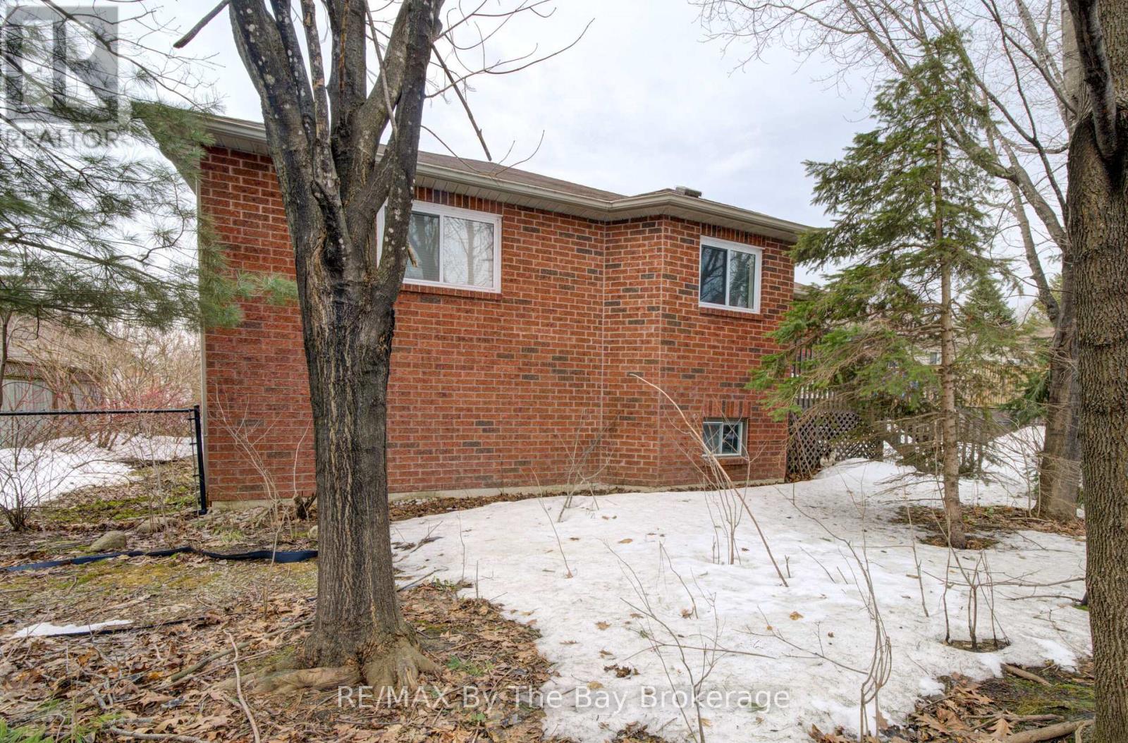 26 Brouwer Crescent, Wasaga Beach, Ontario  L9Z 1L8 - Photo 32 - S12895220