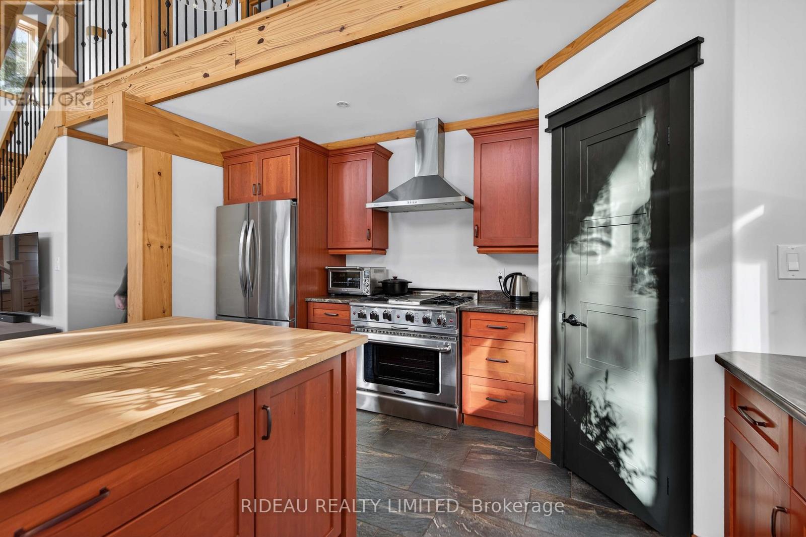 31 Redpath Lane, Rideau Lakes, Ontario  K0G 1E0 - Photo 22 - X12895314