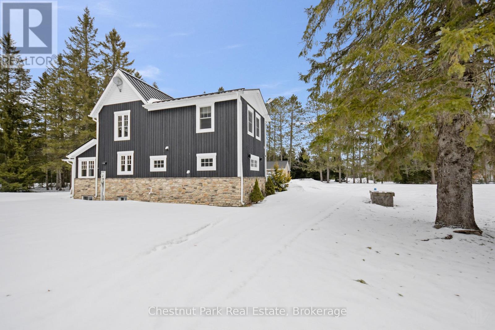 12 Emsdale Lake Road, Perry, Ontario  P0A 1M0 - Photo 40 - X12895376