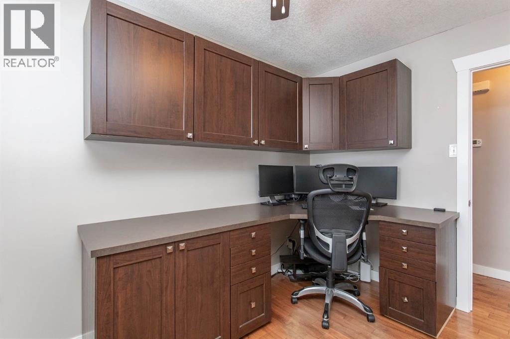 3505 39 Street, Red Deer, Alberta T4N 5T8 - Photo 14 - A2292646