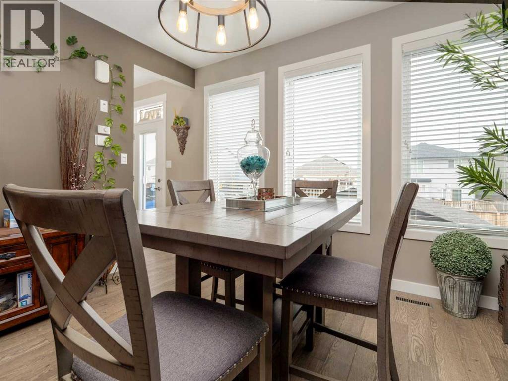 527 Moonlight Lane W, Lethbridge, Alberta  T1J 5K1 - Photo 18 - A2293481