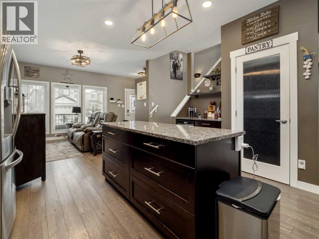 527 Moonlight Lane W, Lethbridge, Alberta  T1J 5K1 - Photo 12 - A2293481