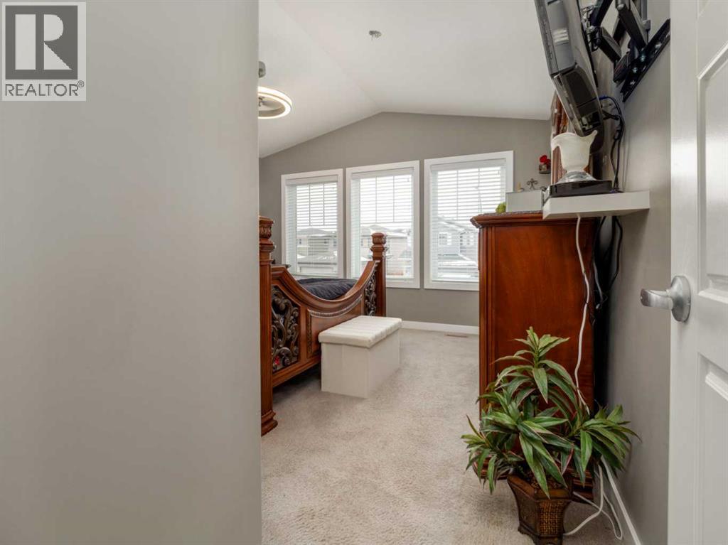 527 Moonlight Lane W, Lethbridge, Alberta  T1J 5K1 - Photo 28 - A2293481