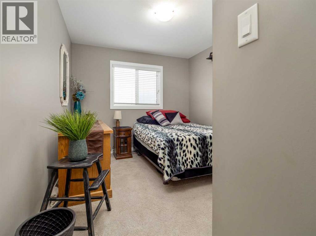 527 Moonlight Lane W, Lethbridge, Alberta  T1J 5K1 - Photo 34 - A2293481