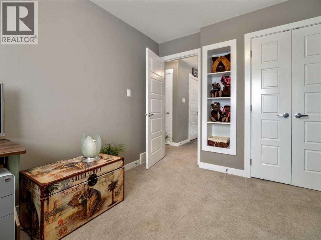 527 Moonlight Lane W, Lethbridge, Alberta  T1J 5K1 - Photo 38 - A2293481