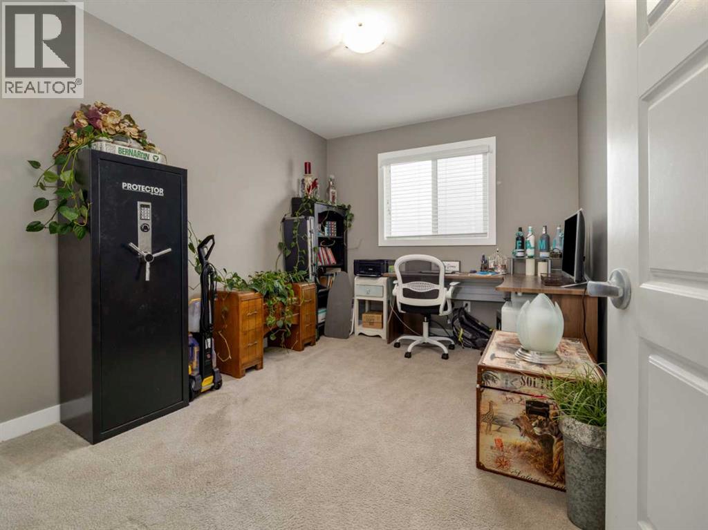 527 Moonlight Lane W, Lethbridge, Alberta  T1J 5K1 - Photo 37 - A2293481