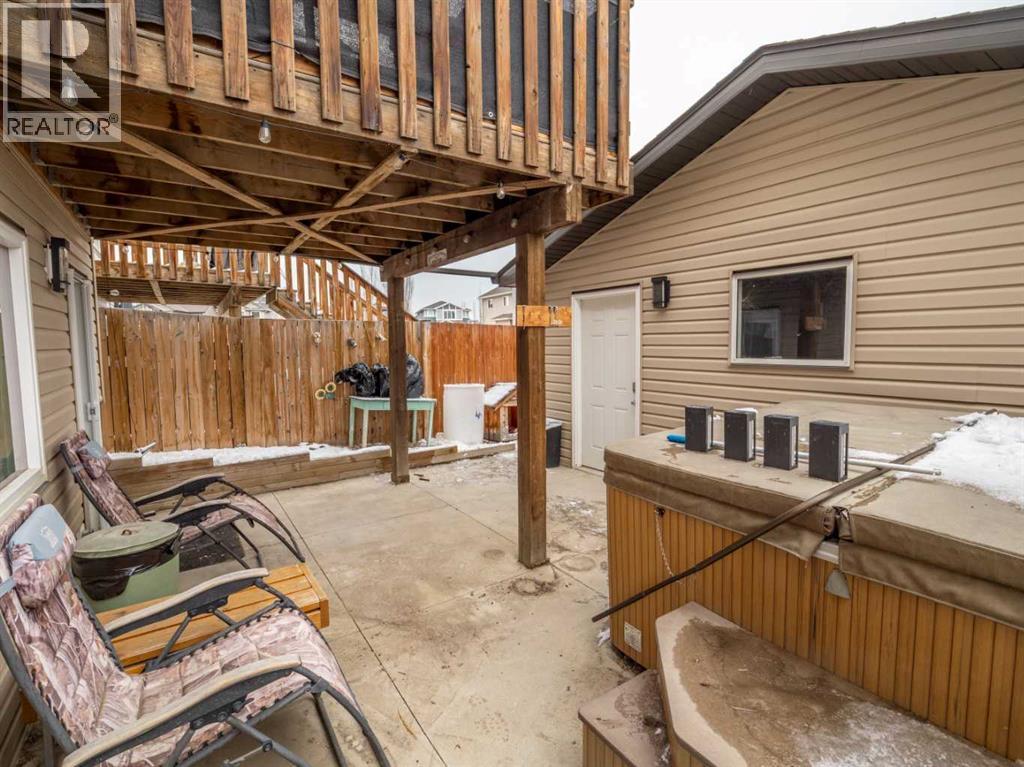 527 Moonlight Lane W, Lethbridge, Alberta  T1J 5K1 - Photo 40 - A2293481