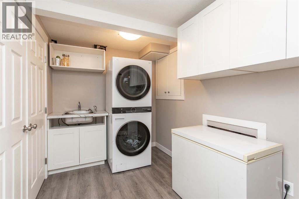 3505 39 Street, Red Deer, Alberta T4N 5T8 - Photo 23 - A2292646