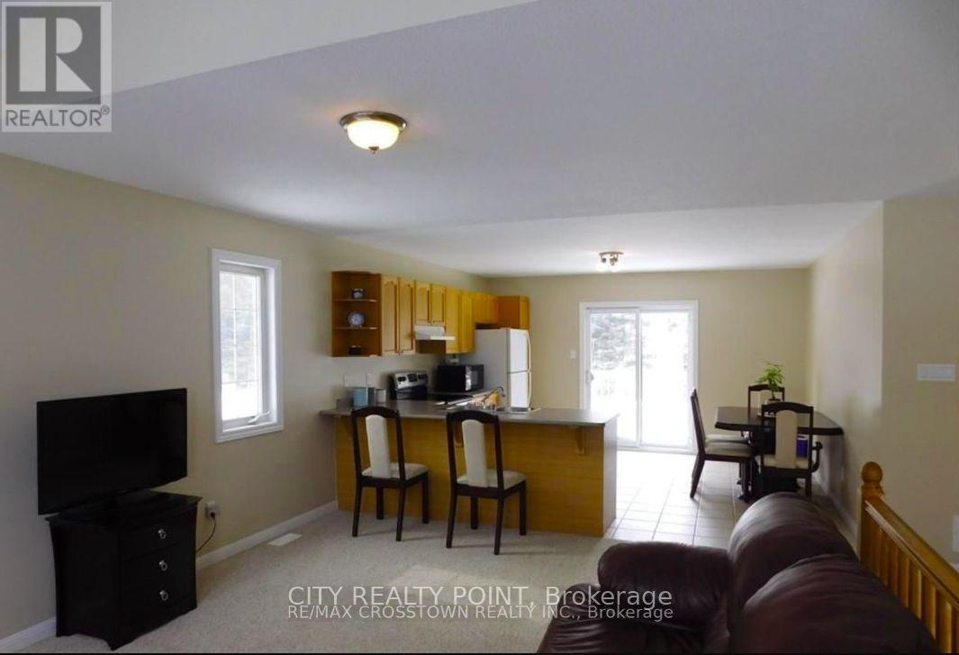 3964 Alcina Avenue, Innisfil, Ontario  L9S 2M1 - Photo 11 - N12894118