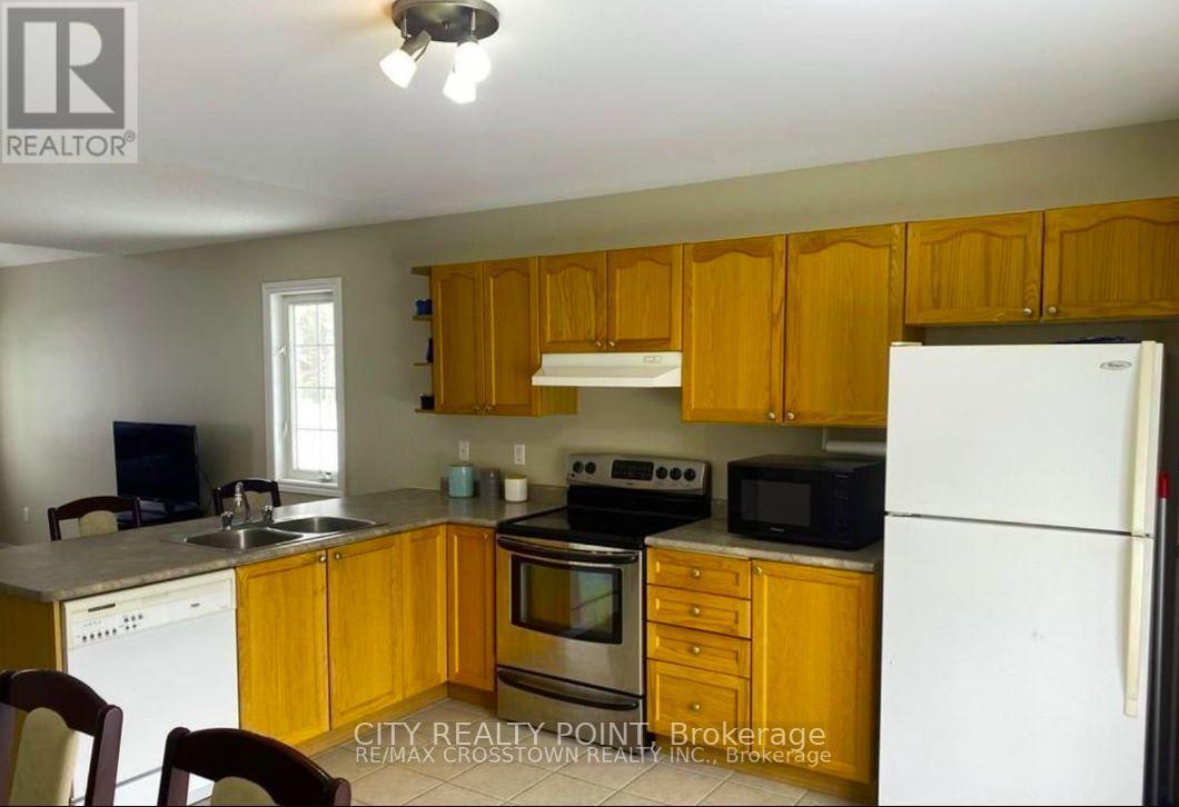 3964 Alcina Avenue, Innisfil, Ontario  L9S 2M1 - Photo 13 - N12894118