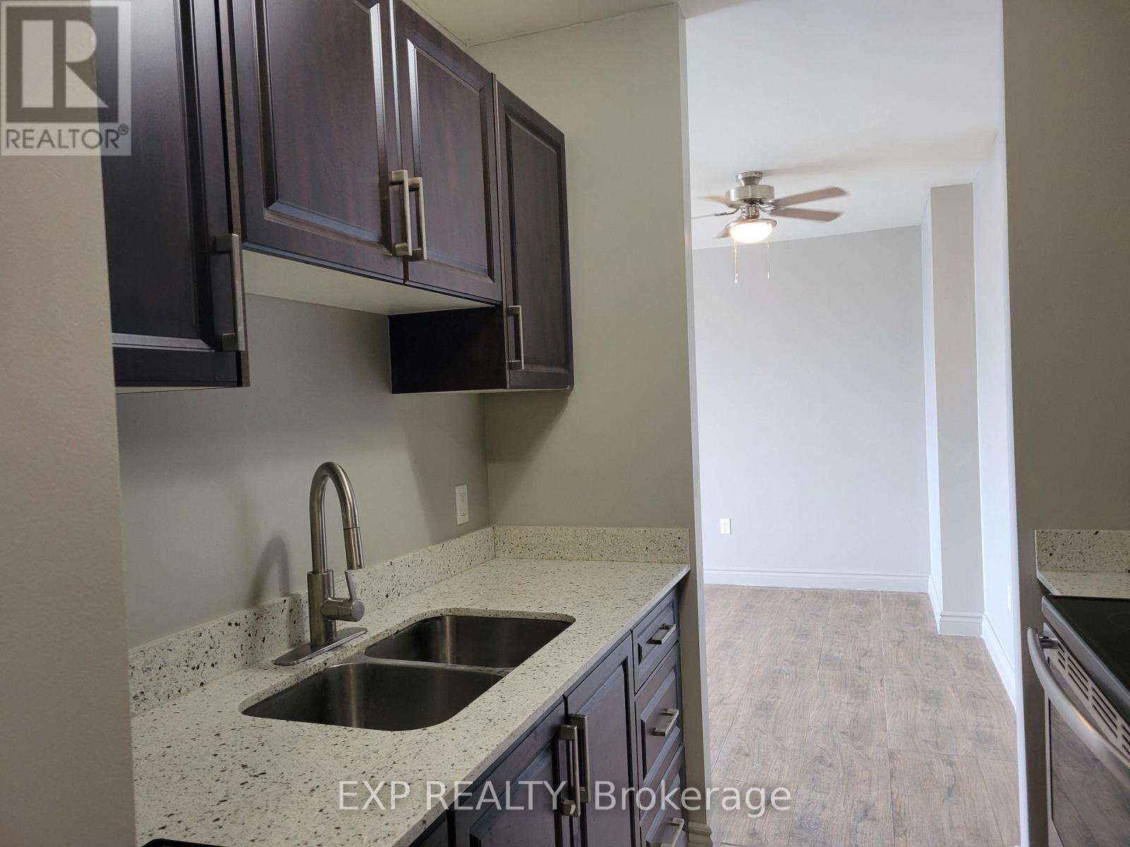 306 - 95 Barrie Road, Orillia, Ontario  L3V 0B2 - Photo 5 - S12816000