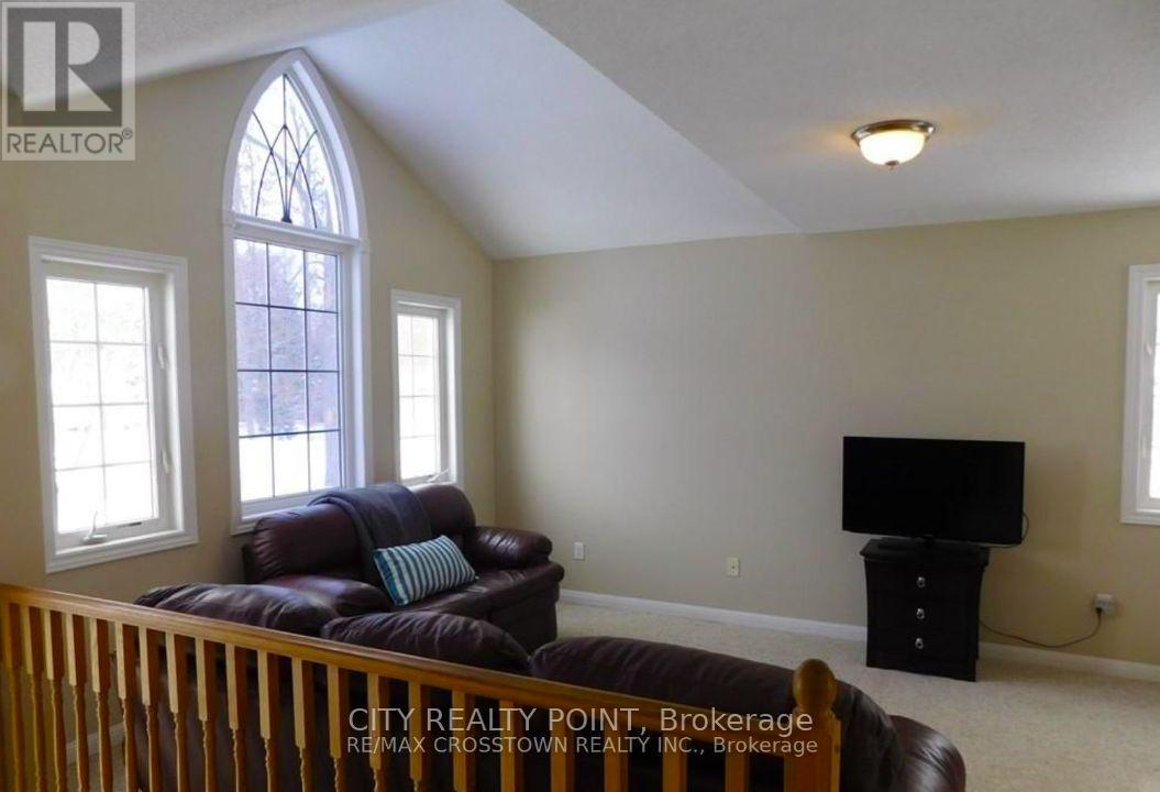 3964 Alcina Avenue, Innisfil, Ontario  L9S 2M1 - Photo 9 - N12894118