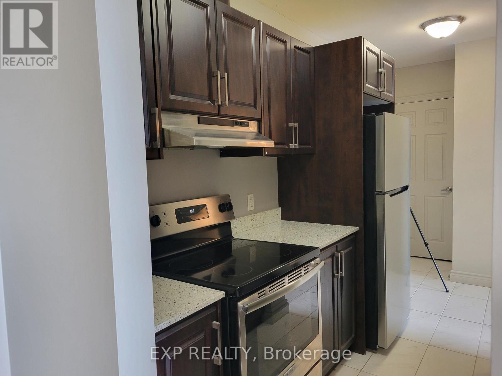 306 - 95 Barrie Road, Orillia, Ontario  L3V 0B2 - Photo 4 - S12816000