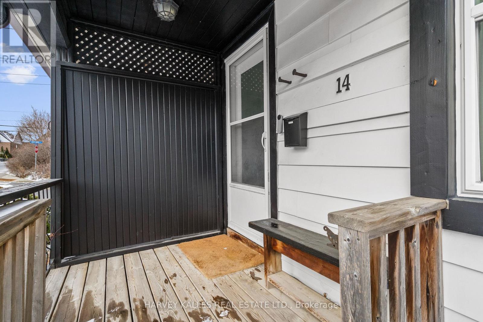 14 Manitoba Street, Toronto, Ontario  M8Y 1C7 - Photo 2 - W12894826