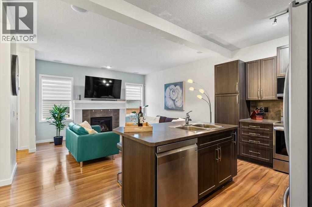 1303 New Brighton Park Se, Calgary, Alberta  T2Z 0Y2 - Photo 5 - A2293936