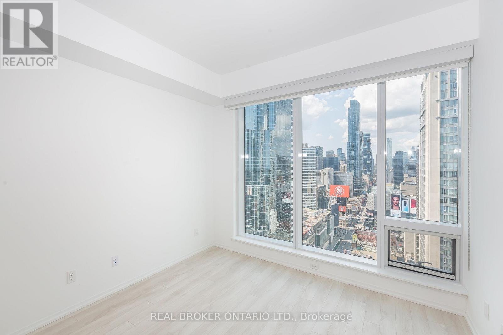 2801 - 197 Yonge Street, Toronto, Ontario  M5B 0C1 - Photo 11 - C12895134