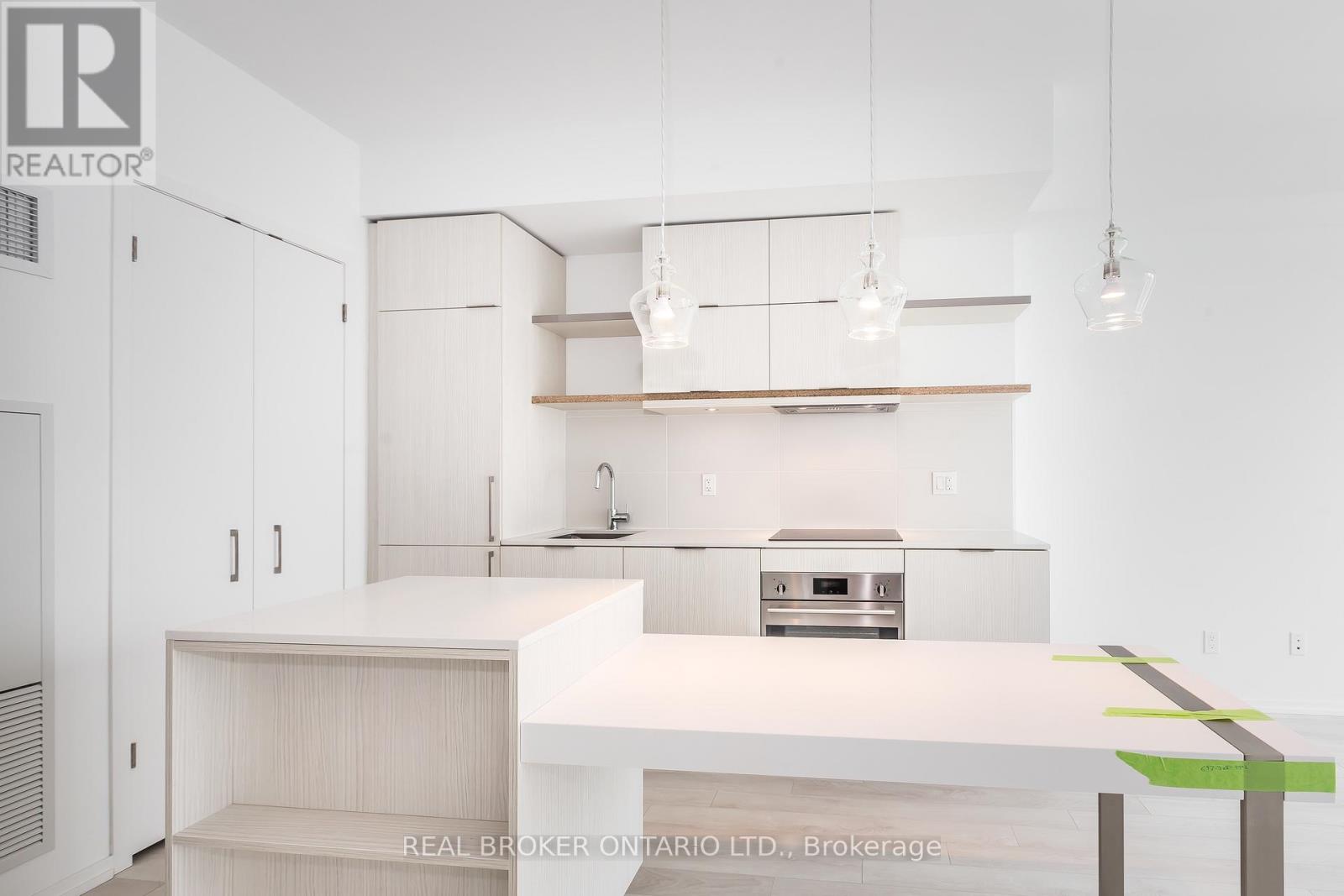 2801 - 197 Yonge Street, Toronto, Ontario  M5B 0C1 - Photo 5 - C12895134