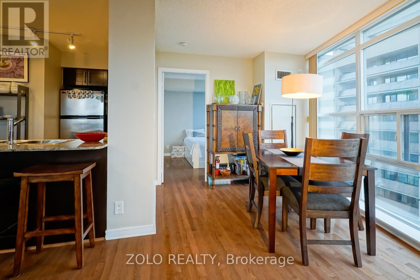 1404 - 736 Spadina Avenue, Toronto, Ontario  M5S 2J6 - Photo 8 - C12895174