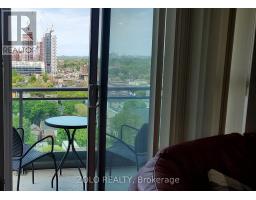 1404 - 736 SPADINA AVENUE, Toronto, Ontario