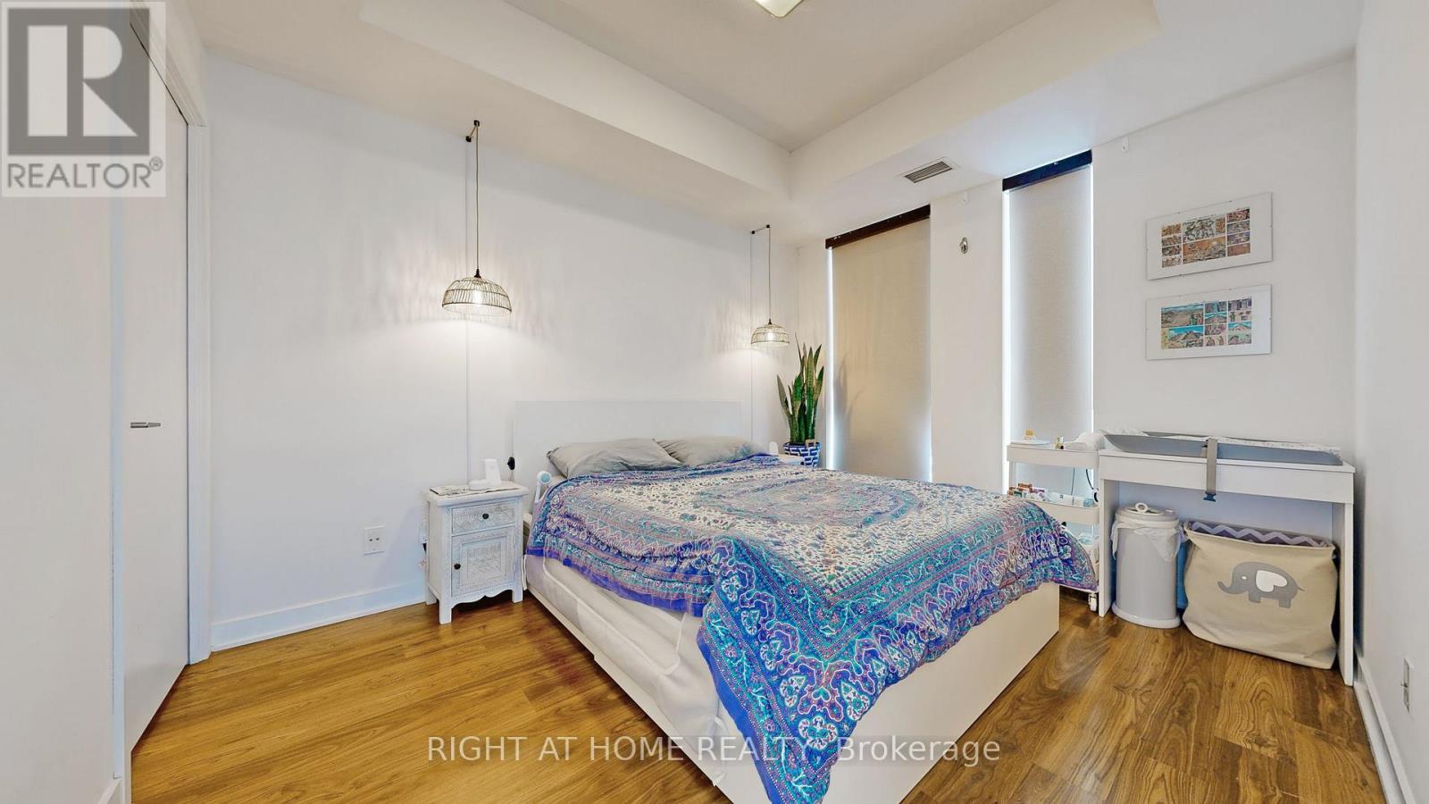 1206 - 260 Sackville Street, Toronto, Ontario  M5A 0B3 - Photo 7 - C12895210