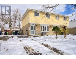 154 FRESHMEADOW DRIVE, Toronto, Ontario