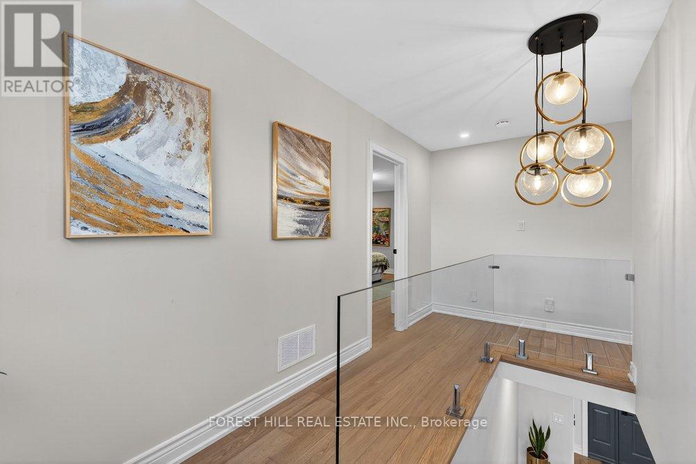 47 Tofino Crescent, Toronto, Ontario  M3B 1R9 - Photo 22 - C12895396