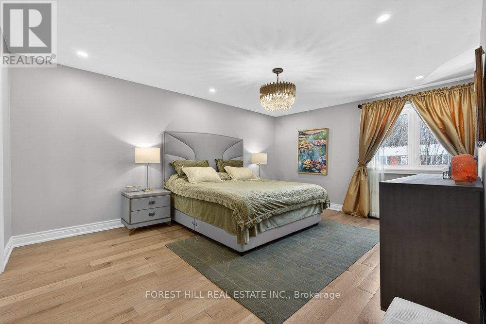 47 Tofino Crescent, Toronto, Ontario  M3B 1R9 - Photo 23 - C12895396