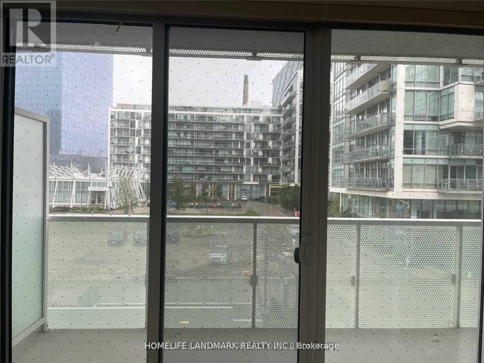 204 - 15 Queens Quay E, Toronto, Ontario  M5E 0C5 - Photo 3 - C12895406