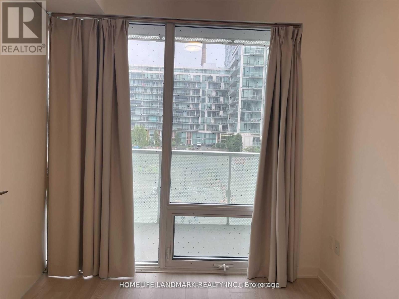 204 - 15 Queens Quay E, Toronto, Ontario  M5E 0C5 - Photo 5 - C12895406