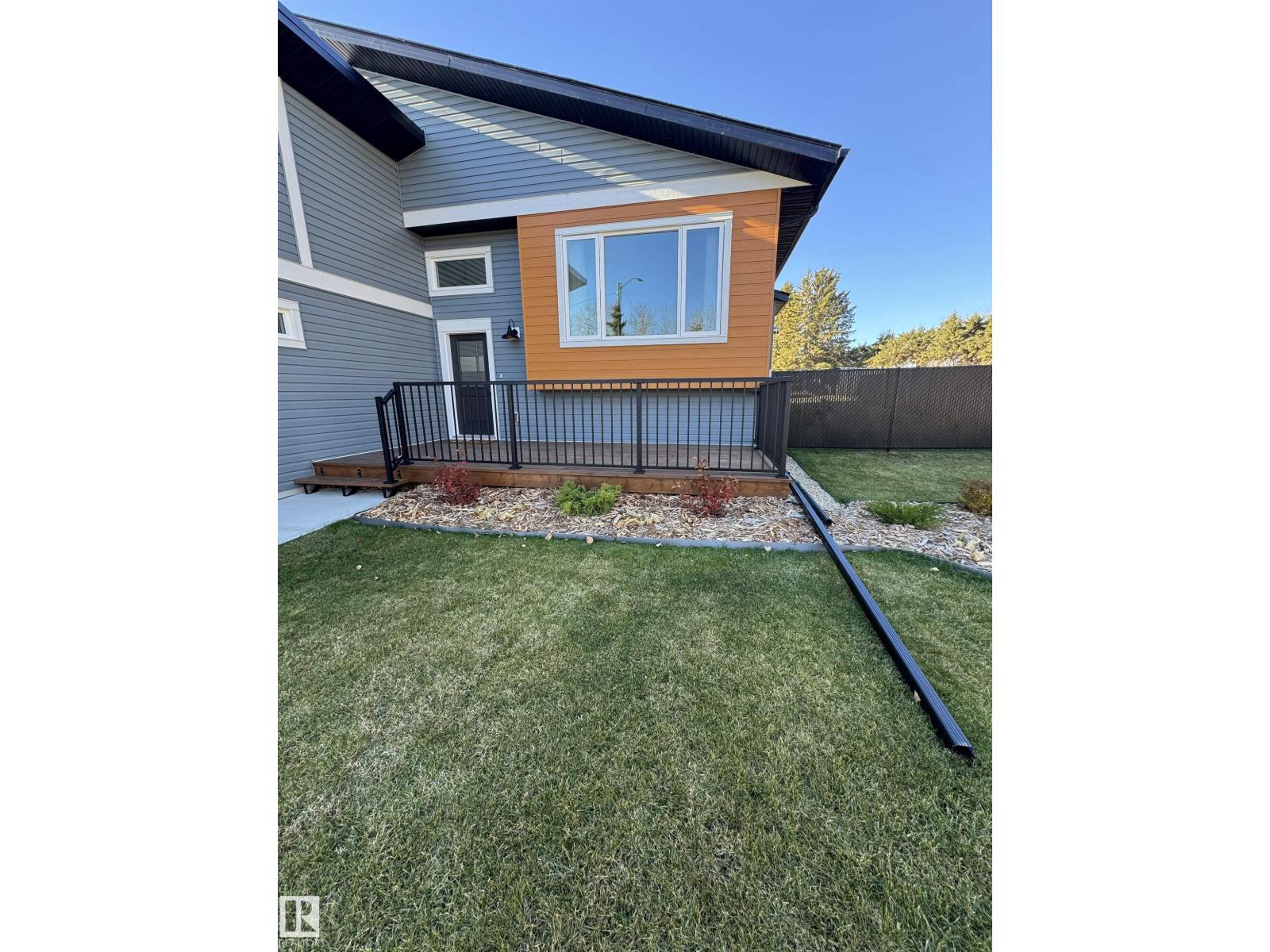 102 1 St, Rural Lac Ste. Anne County, Alberta  T0E 1A0 - Photo 7 - E4468887