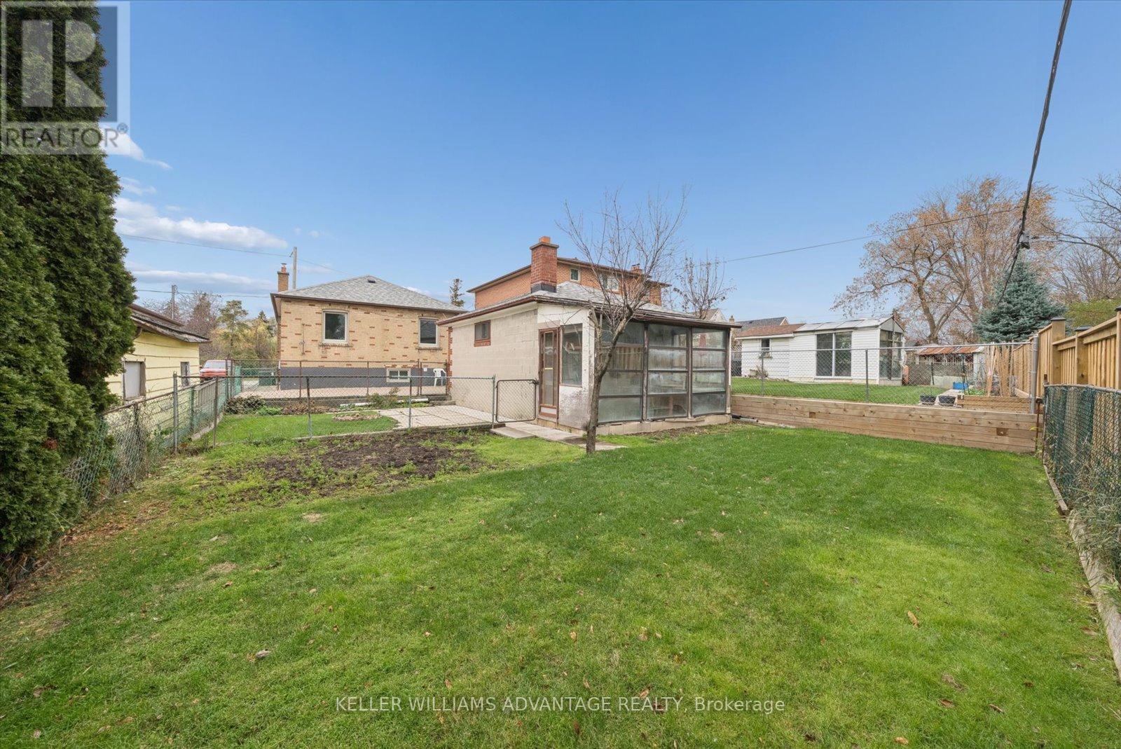 63 Boem Avenue, Toronto, Ontario  M1R 3T4 - Photo 30 - E12895130