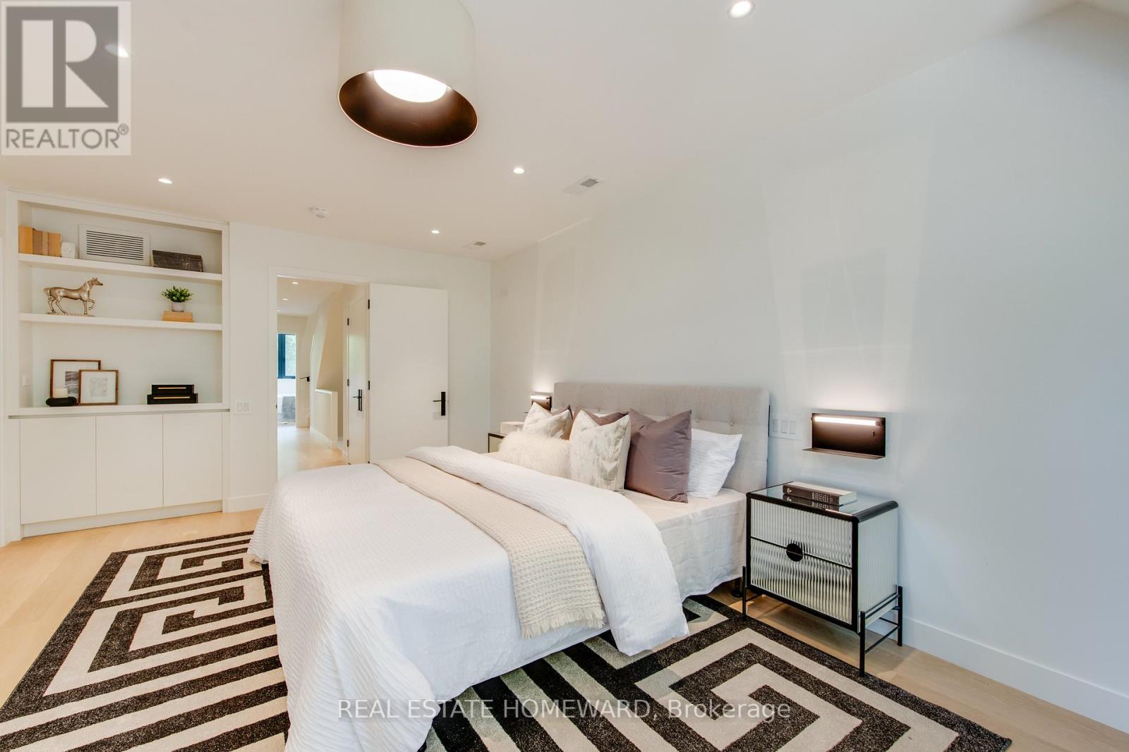 174 Kenilworth Avenue, Toronto, Ontario  M4L 3S6 - Photo 21 - E12895136