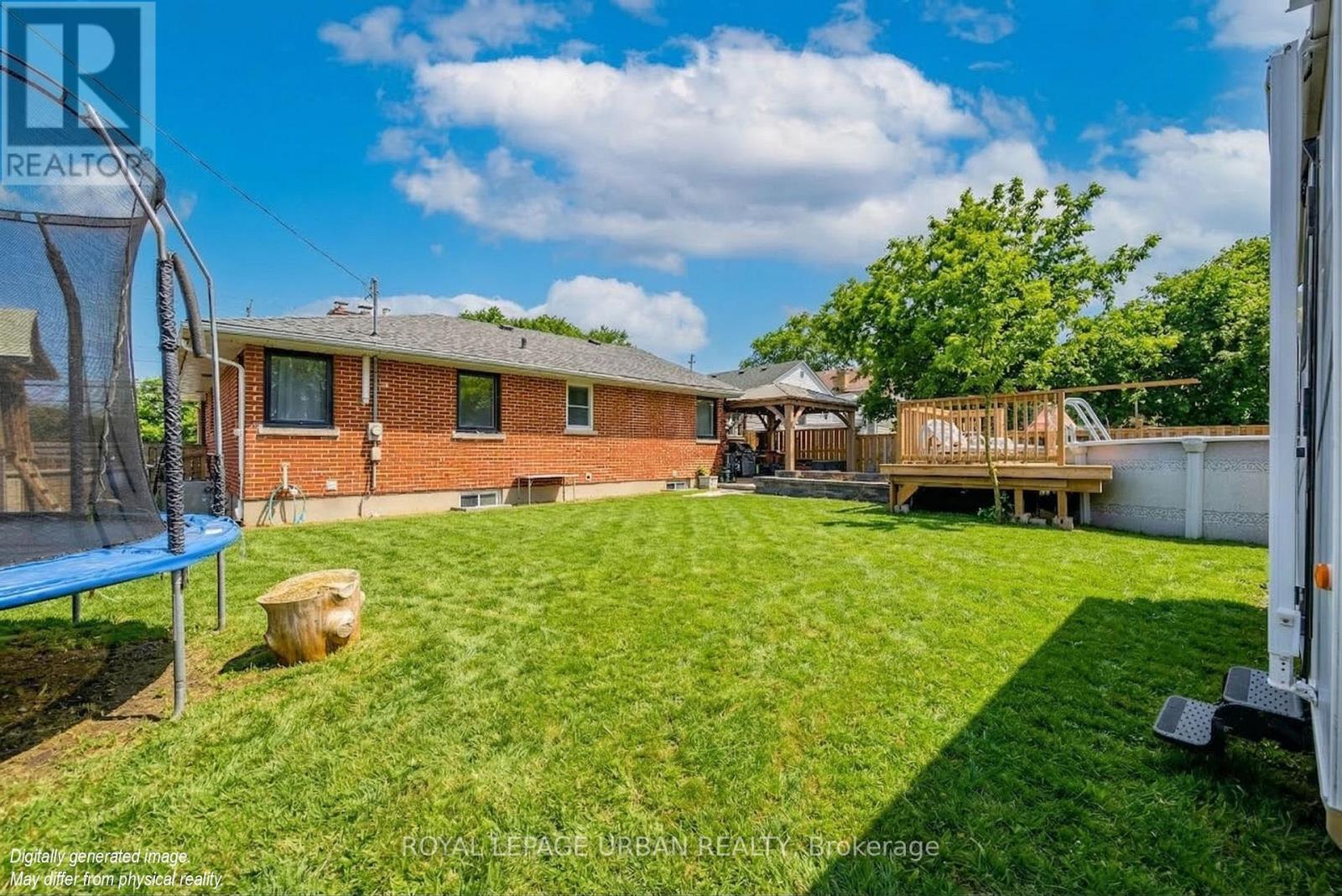 92 Rossland Road E, Oshawa, Ontario  L1G 2W3 - Photo 18 - E12895152