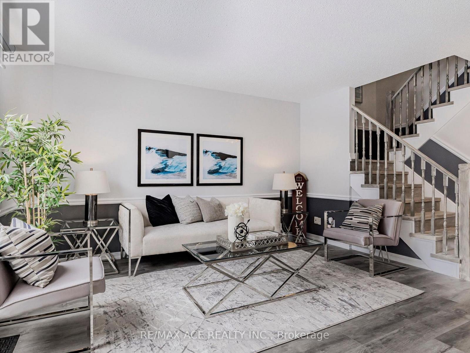 35 Stagemaster Crescent, Clarington, Ontario  L1E 2Y7 - Photo 9 - E12895204