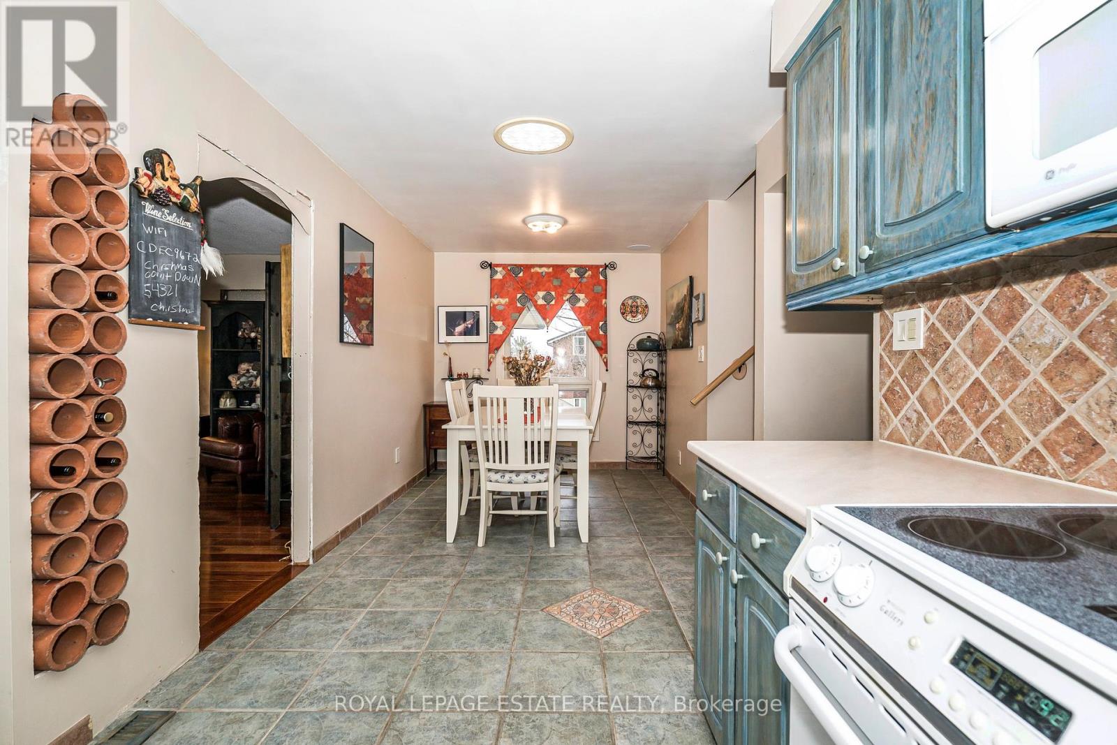 2 Jomar Avenue, Pickering, Ontario  L1V 2P9 - Photo 13 - E12895246