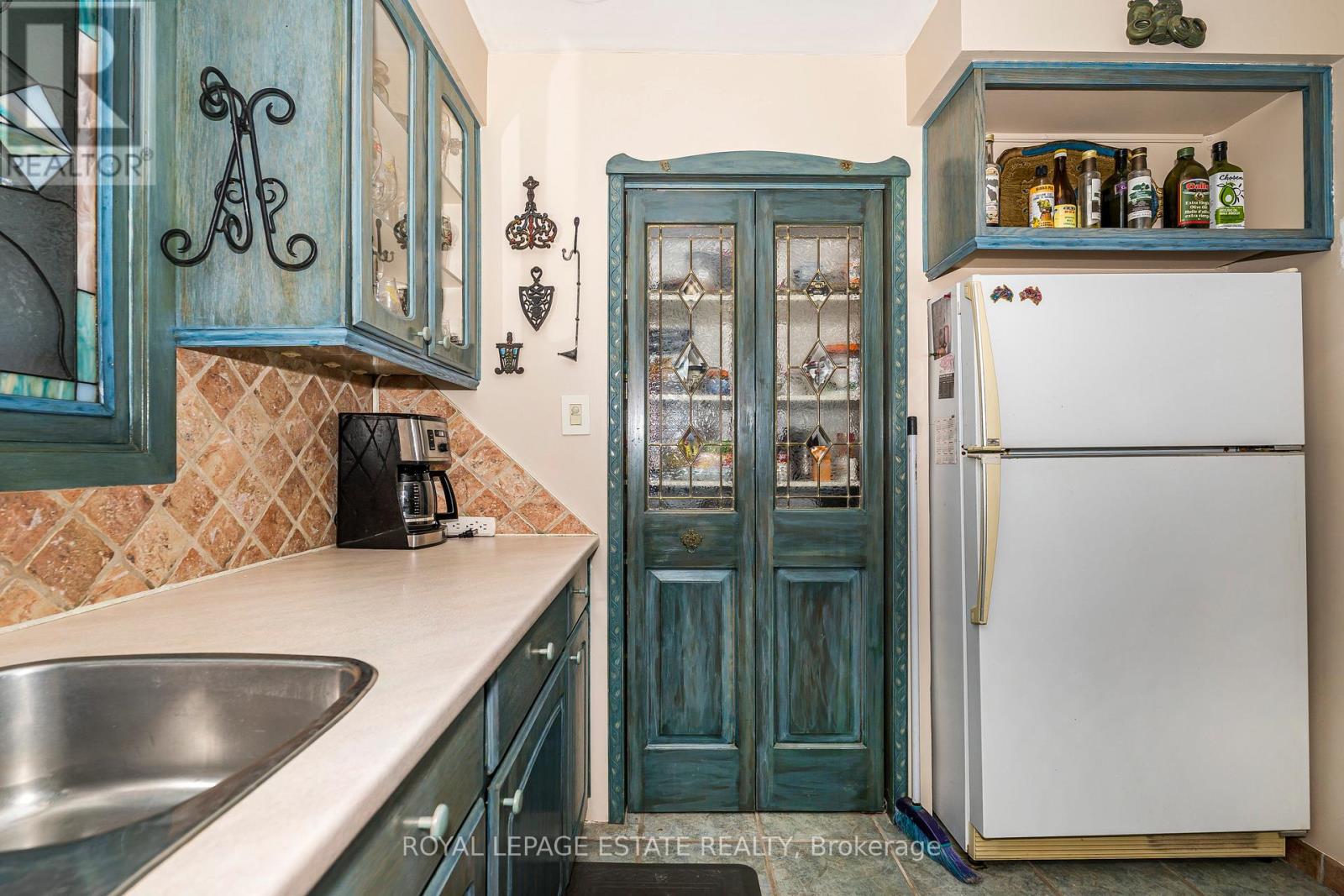 2 Jomar Avenue, Pickering, Ontario  L1V 2P9 - Photo 14 - E12895246