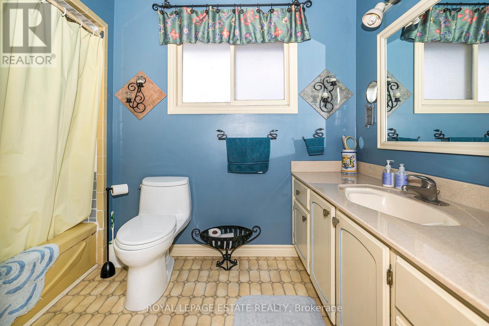 2 Jomar Avenue, Pickering, Ontario  L1V 2P9 - Photo 21 - E12895246