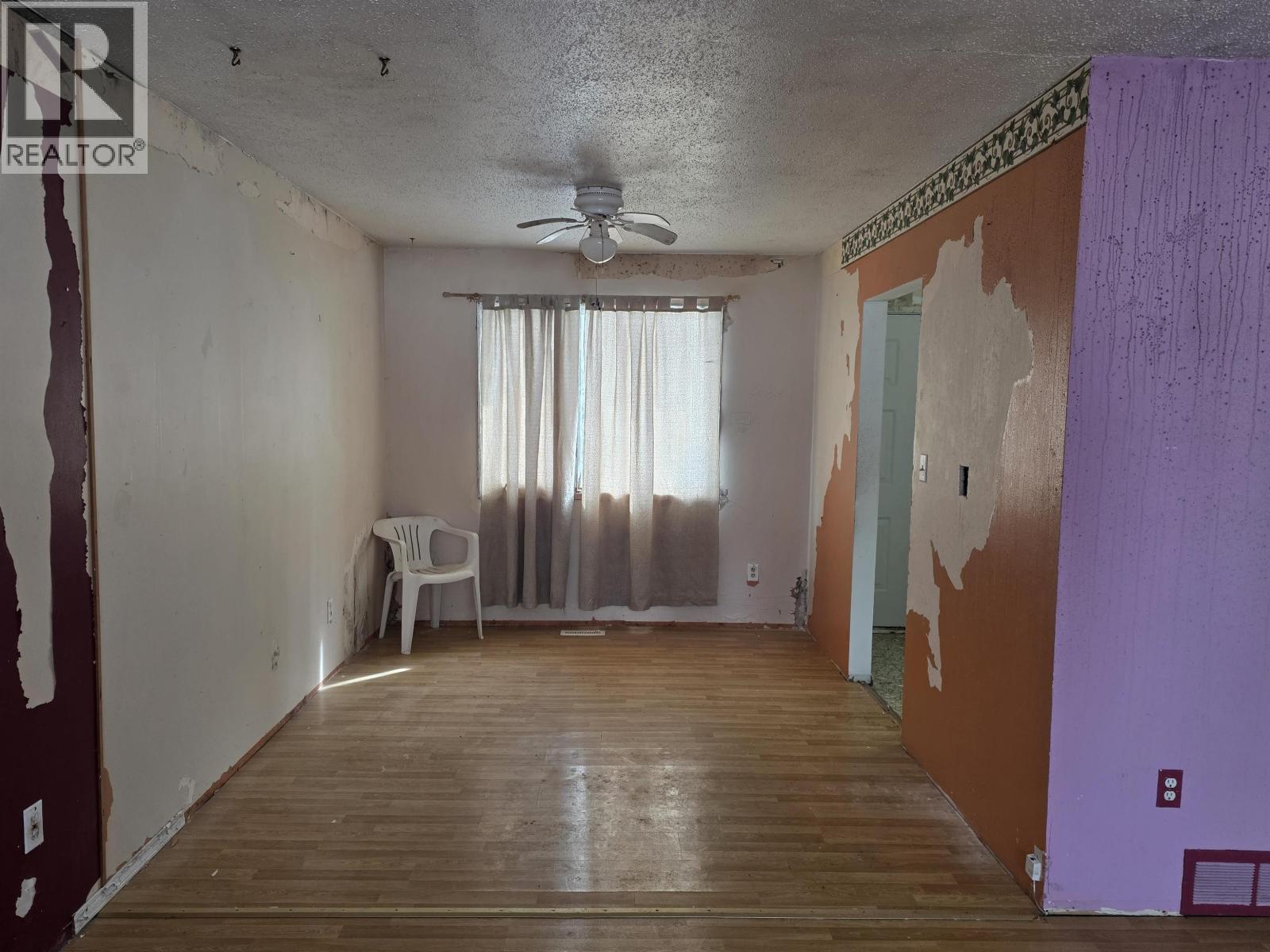 61 Chapman Street, Granisle, British Columbia  V0J 1W0 - Photo 3 - R3101034