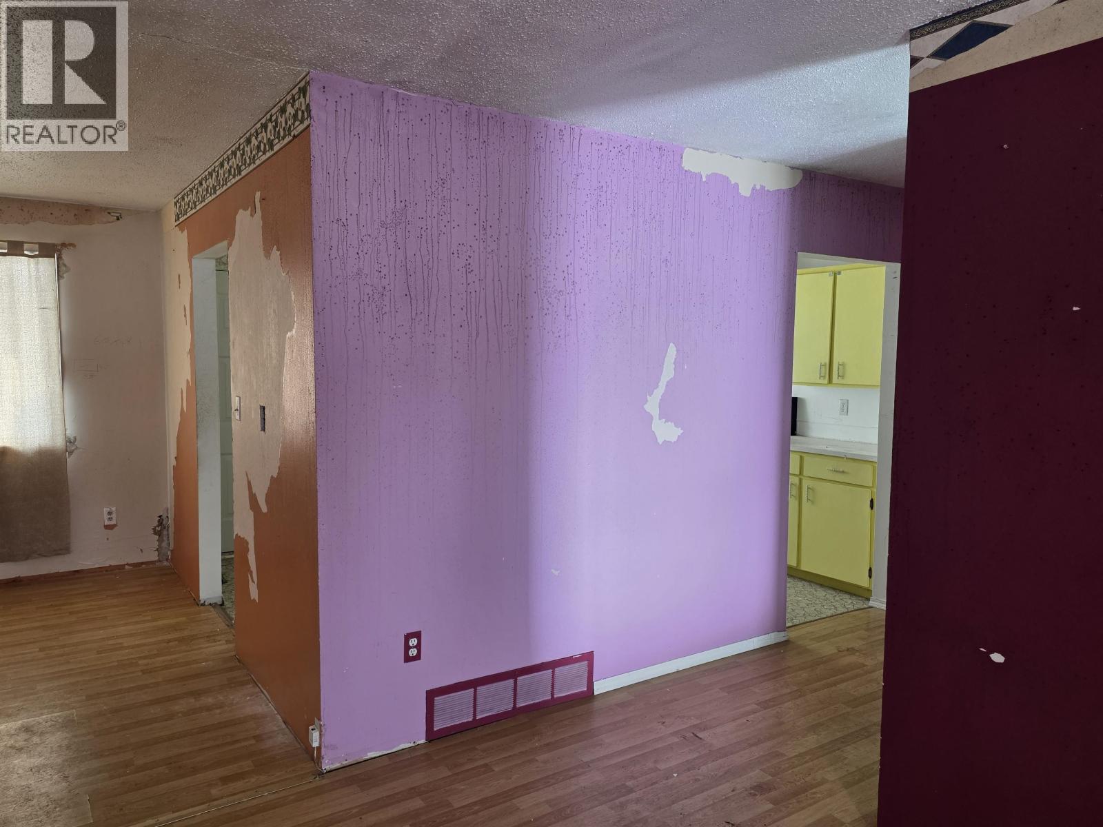 61 Chapman Street, Granisle, British Columbia  V0J 1W0 - Photo 4 - R3101034