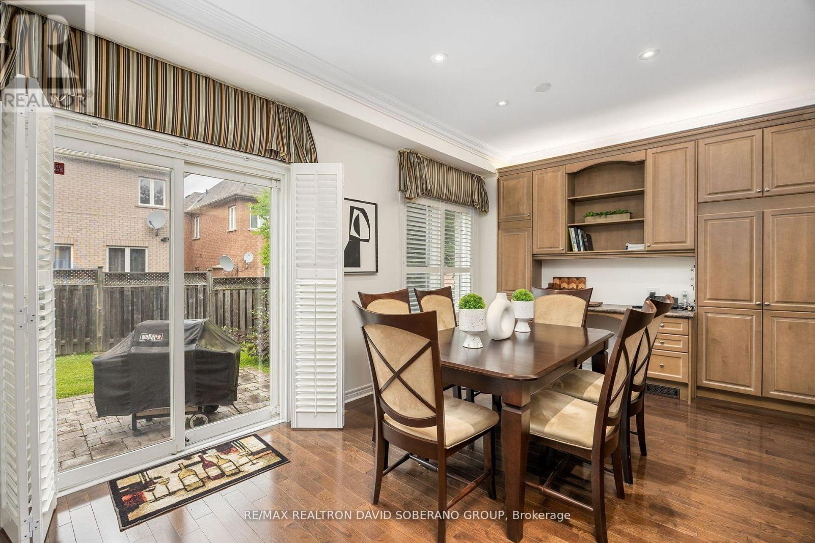 26 Chopin Boulevard, Vaughan, Ontario  L4J 8Y6 - Photo 10 - N12895148