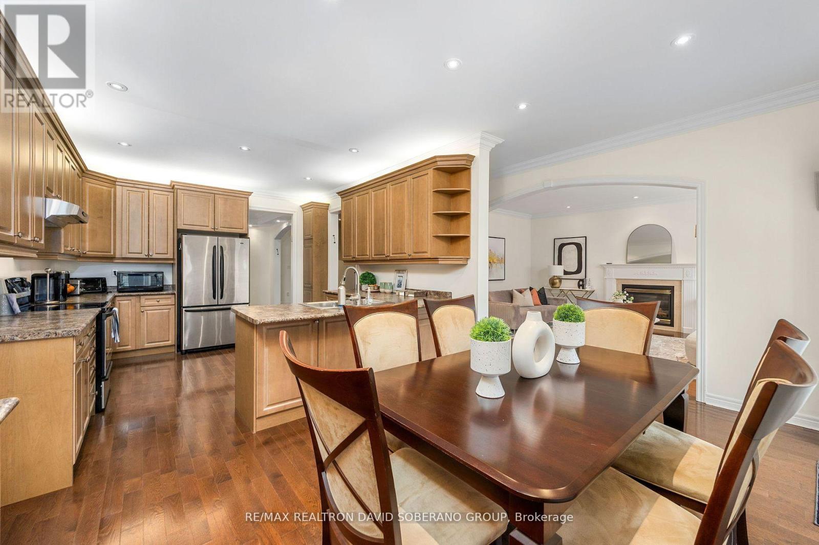 26 Chopin Boulevard, Vaughan, Ontario  L4J 8Y6 - Photo 11 - N12895148