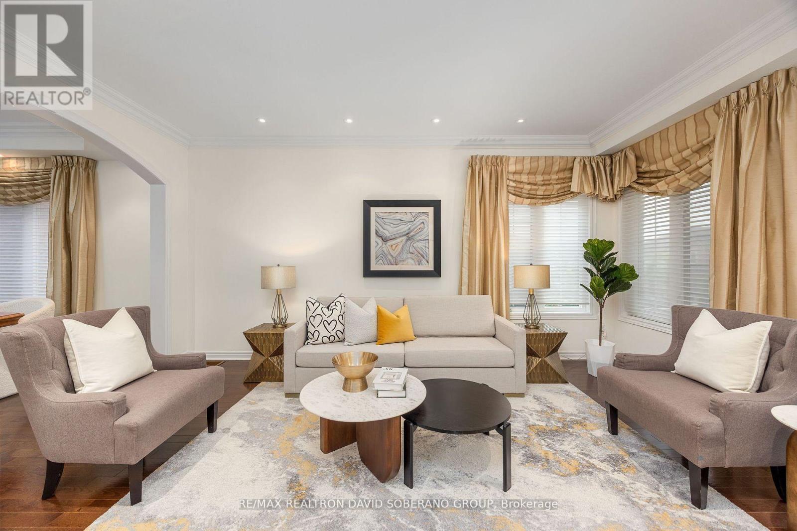 26 Chopin Boulevard, Vaughan, Ontario  L4J 8Y6 - Photo 2 - N12895148