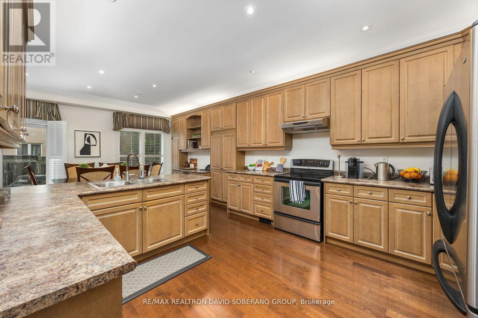 26 Chopin Boulevard, Vaughan, Ontario  L4J 8Y6 - Photo 8 - N12895148