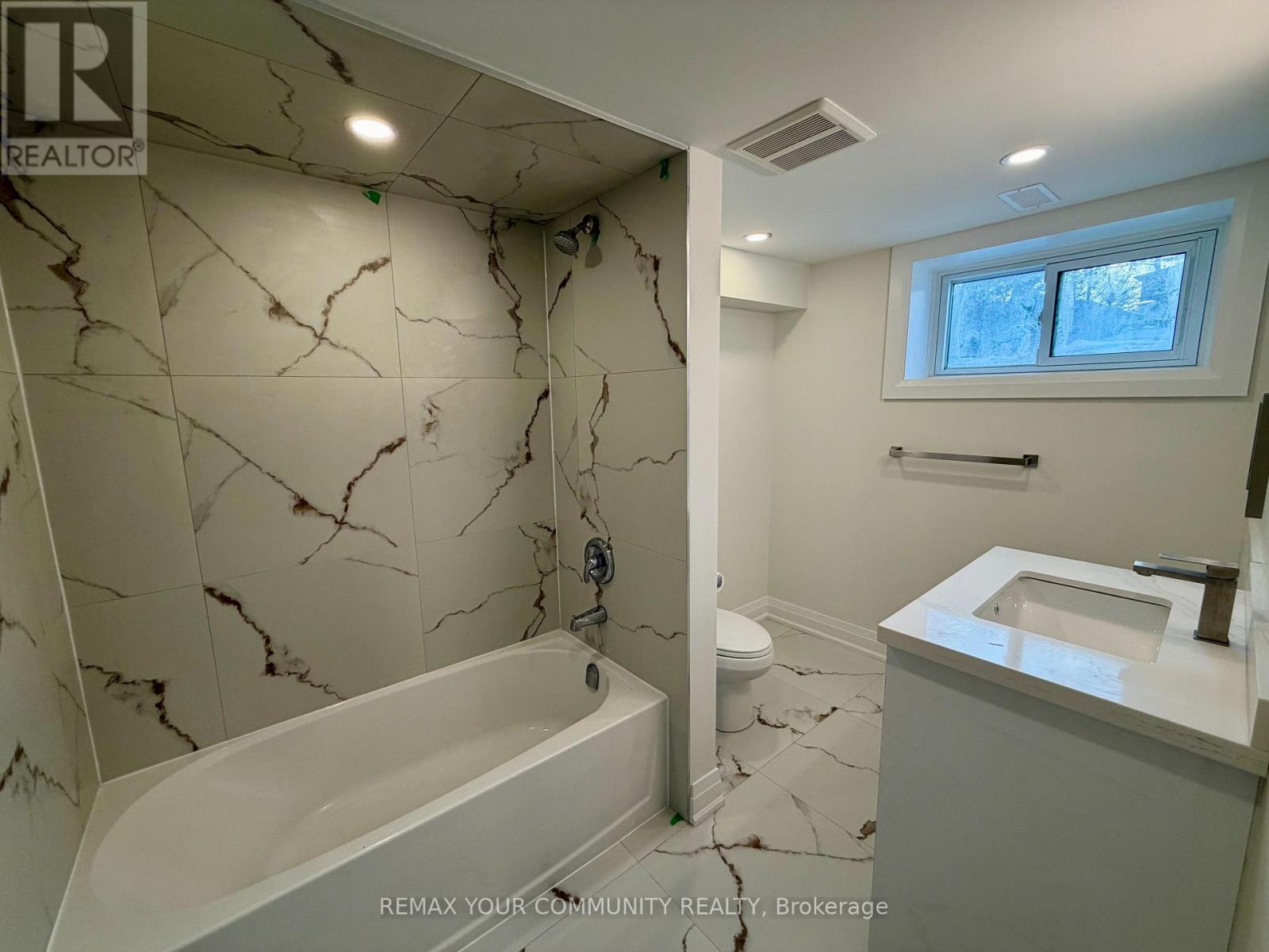 Lower - 130 Simcoe Road, Bradford West Gwillimbury, Ontario  L3Z 1Y2 - Photo 19 - N12895176