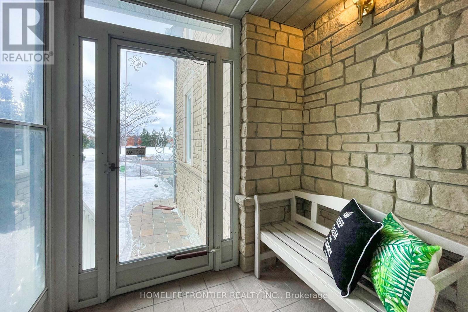 189 Frank Endean Road, Richmond Hill (Rouge Woods), Ontario  L4S 1S4 - Photo 2 - N12895190