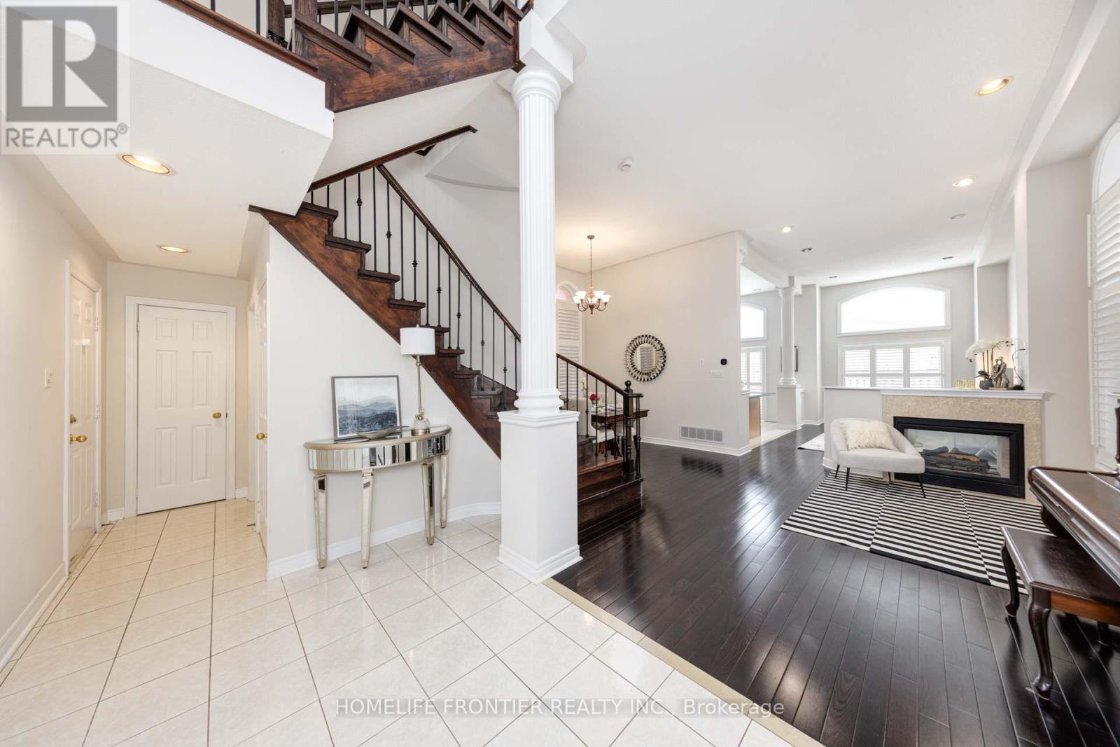 189 Frank Endean Road, Richmond Hill (Rouge Woods), Ontario  L4S 1S4 - Photo 3 - N12895190