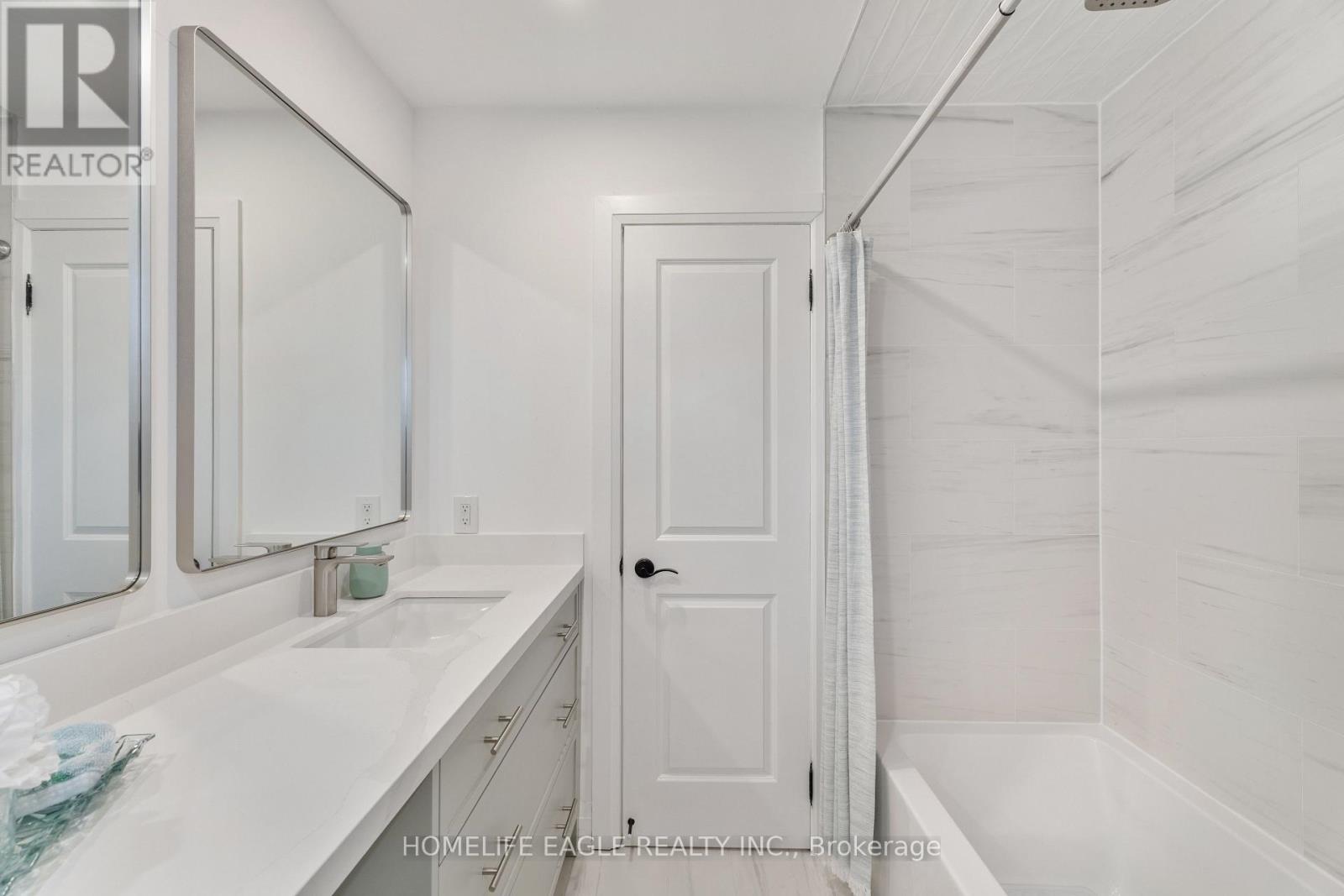 26 Whitetail Court, Vaughan, Ontario  L4L 5K9 - Photo 31 - N12895274