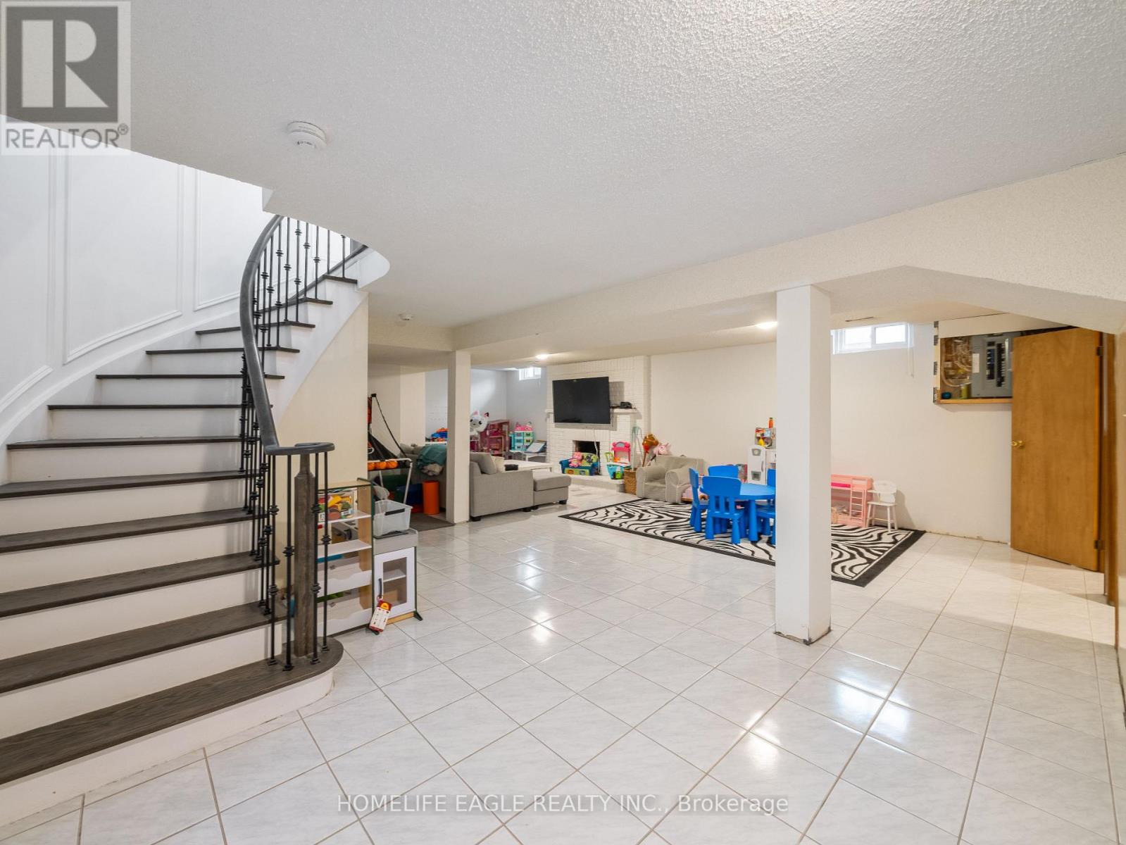 26 Whitetail Court, Vaughan, Ontario  L4L 5K9 - Photo 36 - N12895274